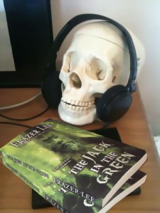 put some horror in yer headphones